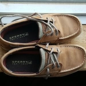 Boys Sperrys